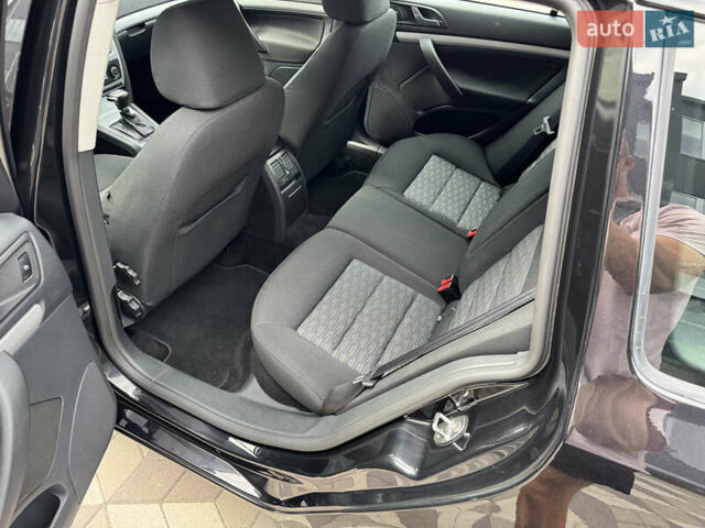 Черный Шкода Октавия, объемом двигателя 2 л и пробегом 229 тыс. км за 10200 $, фото 51 на Automoto.ua