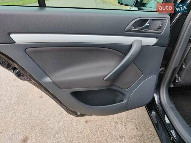 Черный Шкода Октавия, объемом двигателя 1.6 л и пробегом 228 тыс. км за 8600 $, фото 30 на Automoto.ua
