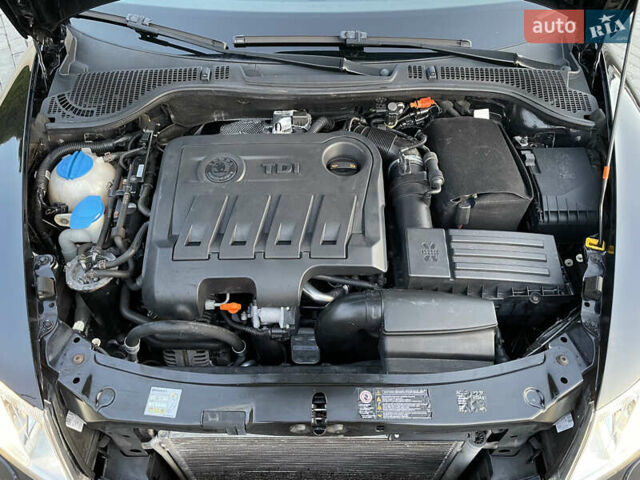 Чорний Шкода Октавія, об'ємом двигуна 2 л та пробігом 228 тис. км за 10799 $, фото 48 на Automoto.ua