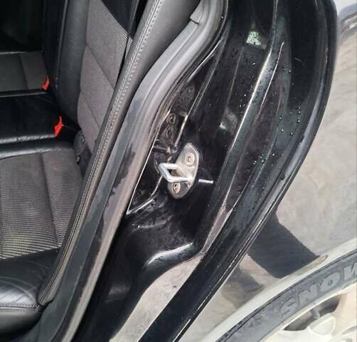 Чорний Шкода Октавія, об'ємом двигуна 2 л та пробігом 322 тис. км за 9300 $, фото 9 на Automoto.ua