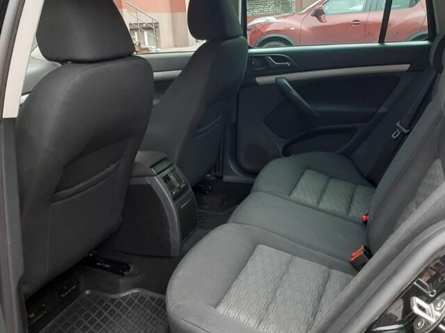 Чорний Шкода Октавія, об'ємом двигуна 2 л та пробігом 324 тис. км за 6000 $, фото 7 на Automoto.ua