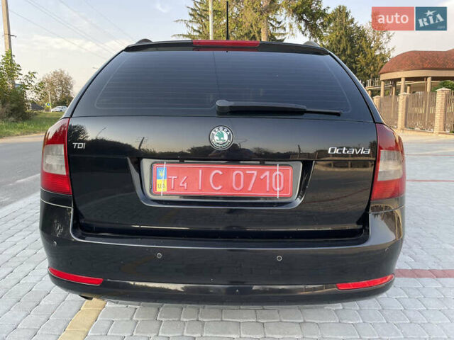 Черный Шкода Октавия, объемом двигателя 1.6 л и пробегом 251 тыс. км за 8200 $, фото 9 на Automoto.ua