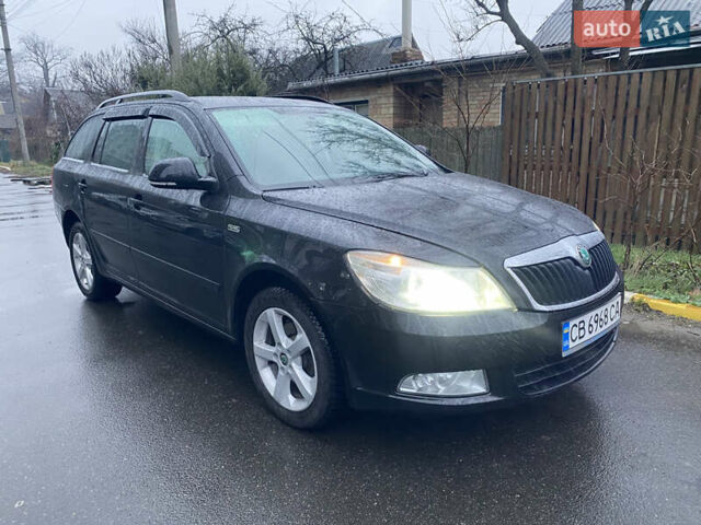 Чорний Шкода Октавія, об'ємом двигуна 1.6 л та пробігом 198 тис. км за 9700 $, фото 1 на Automoto.ua