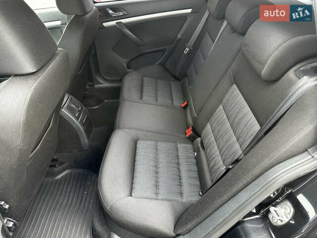 Чорний Шкода Октавія, об'ємом двигуна 1.97 л та пробігом 230 тис. км за 9500 $, фото 37 на Automoto.ua