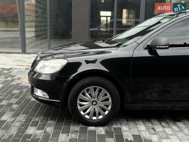 Шкода Октавія 2012 у Полтаві на Automoto.ua Чорний Шкода Октавія, об'ємом двигуна 1.6 л та пробігом 189 тис. км за 8800 $, фото 71 на Automoto.ua