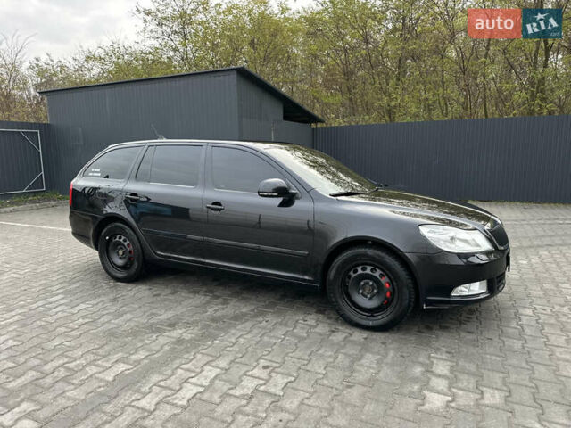 Черный Шкода Октавия, объемом двигателя 1.8 л и пробегом 275 тыс. км за 6800 $, фото 6 на Automoto.ua