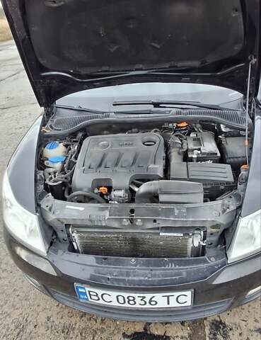 Черный Шкода Октавия, объемом двигателя 2 л и пробегом 294 тыс. км за 7800 $, фото 39 на Automoto.ua