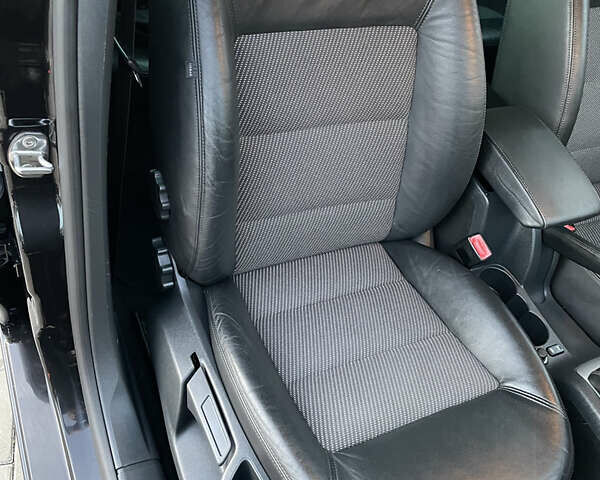 Чорний Шкода Октавія, об'ємом двигуна 2 л та пробігом 228 тис. км за 10799 $, фото 58 на Automoto.ua