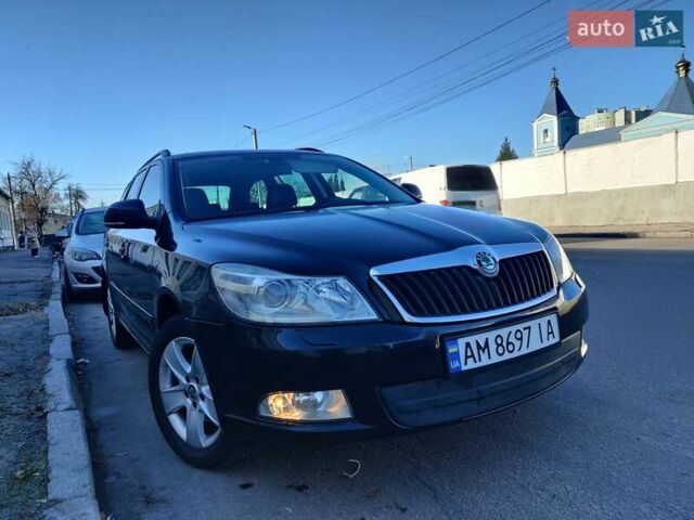 Черный Шкода Октавия, объемом двигателя 1.6 л и пробегом 208 тыс. км за 10700 $, фото 2 на Automoto.ua
