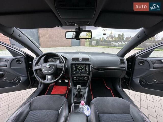 Черный Шкода Октавия, объемом двигателя 2 л и пробегом 210 тыс. км за 11600 $, фото 36 на Automoto.ua