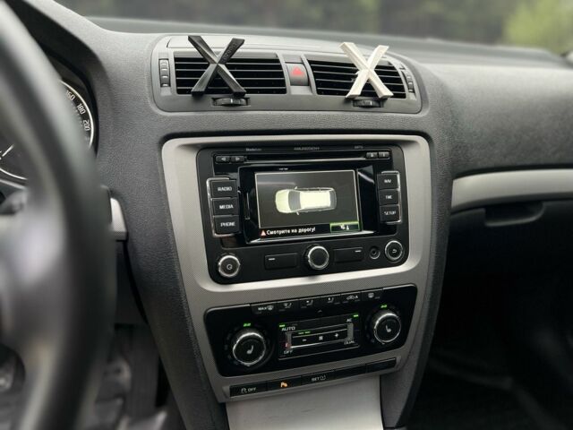 Черный Шкода Октавия, объемом двигателя 2 л и пробегом 288 тыс. км за 9699 $, фото 11 на Automoto.ua