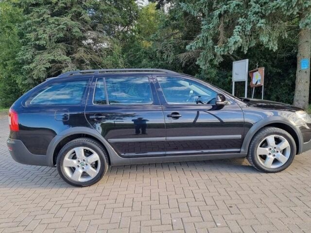 Чорний Шкода Октавія, об'ємом двигуна 2 л та пробігом 197 тис. км за 4200 $, фото 2 на Automoto.ua