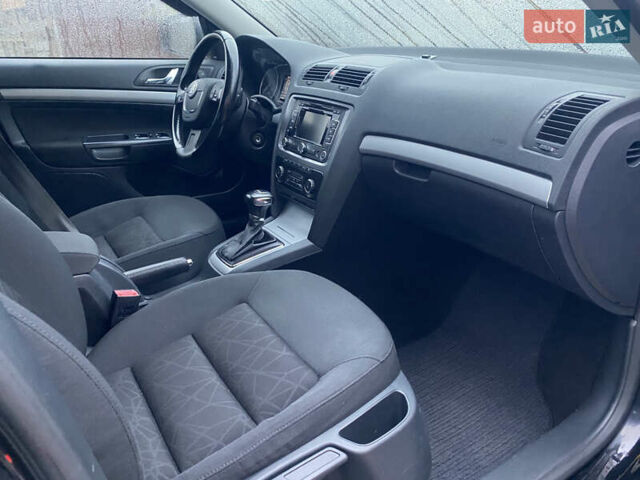 Чорний Шкода Октавія, об'ємом двигуна 1.6 л та пробігом 198 тис. км за 9700 $, фото 11 на Automoto.ua