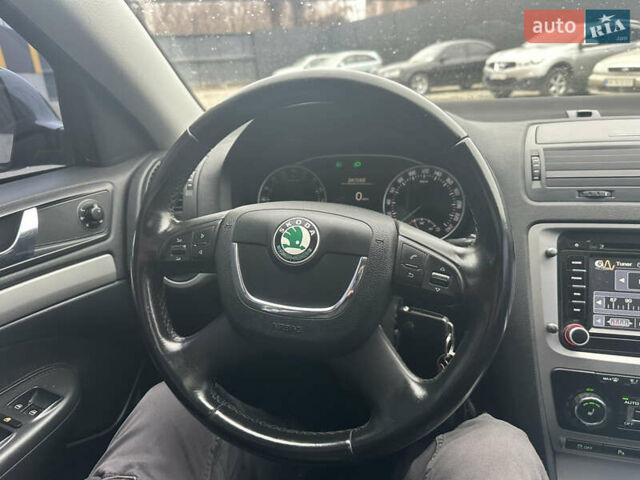 Черный Шкода Октавия, объемом двигателя 1.6 л и пробегом 227 тыс. км за 8700 $, фото 33 на Automoto.ua