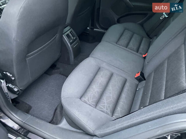 Чорний Шкода Октавія, об'ємом двигуна 1.6 л та пробігом 198 тис. км за 9700 $, фото 7 на Automoto.ua