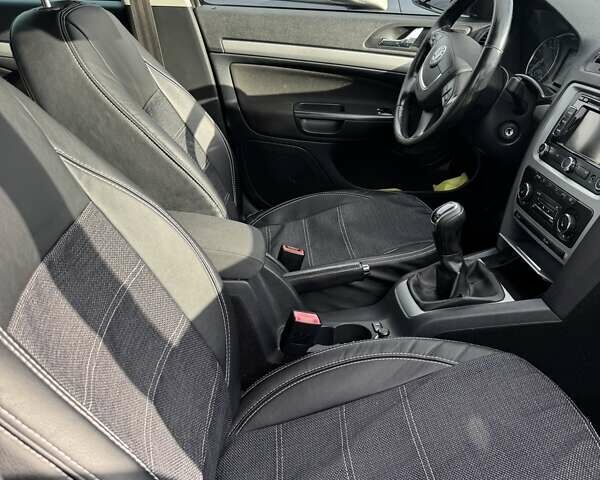 Шкода Октавія 2012 у Івано-Франківську на Automoto.ua Чорний Шкода Октавія, об'ємом двигуна 1.6 л та пробігом 224 тис. км за 8500 $, фото 16 на Automoto.ua