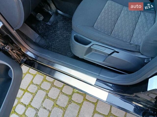 Чорний Шкода Октавія, об'ємом двигуна 1.6 л та пробігом 226 тис. км за 7999 $, фото 26 на Automoto.ua