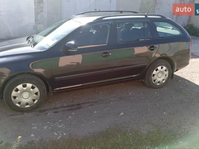 Черный Шкода Октавия, объемом двигателя 1.6 л и пробегом 180 тыс. км за 7000 $, фото 5 на Automoto.ua