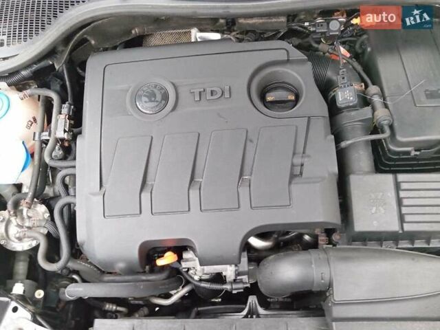 Черный Шкода Октавия, объемом двигателя 1.6 л и пробегом 320 тыс. км за 7200 $, фото 15 на Automoto.ua