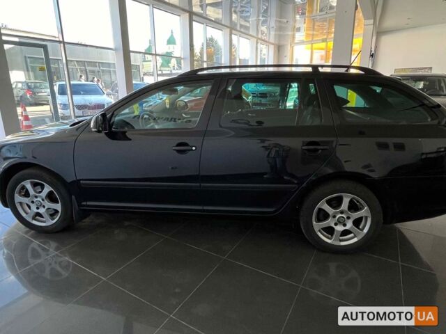 Черный Шкода Октавия, объемом двигателя 1.6 л и пробегом 262 тыс. км за 9200 $, фото 3 на Automoto.ua