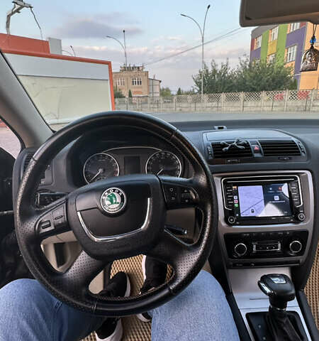Черный Шкода Октавия, объемом двигателя 1.99 л и пробегом 320 тыс. км за 9500 $, фото 20 на Automoto.ua