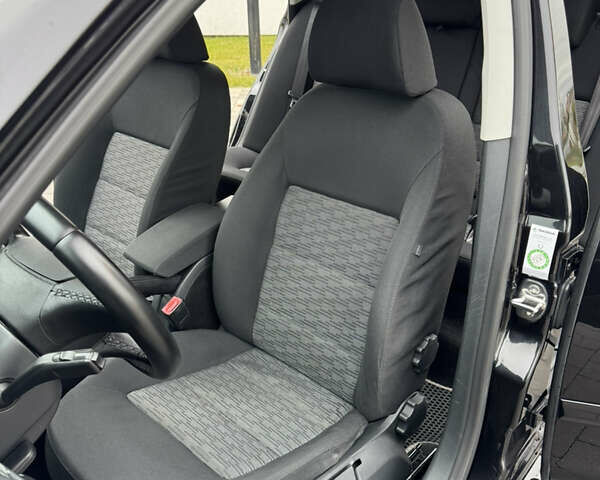 Черный Шкода Октавия, объемом двигателя 1.6 л и пробегом 264 тыс. км за 7850 $, фото 15 на Automoto.ua