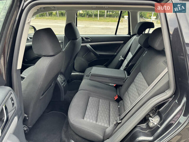 Черный Шкода Октавия, объемом двигателя 2 л и пробегом 229 тыс. км за 10200 $, фото 52 на Automoto.ua