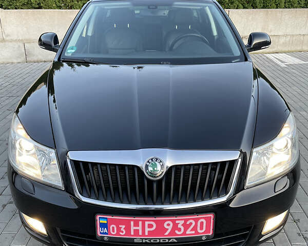 Чорний Шкода Октавія, об'ємом двигуна 2 л та пробігом 228 тис. км за 10799 $, фото 36 на Automoto.ua