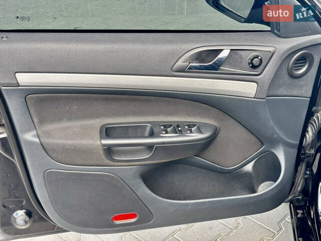 Чорний Шкода Октавія, об'ємом двигуна 1.6 л та пробігом 280 тис. км за 8200 $, фото 7 на Automoto.ua