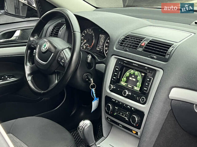 Черный Шкода Октавия, объемом двигателя 2 л и пробегом 234 тыс. км за 8899 $, фото 55 на Automoto.ua