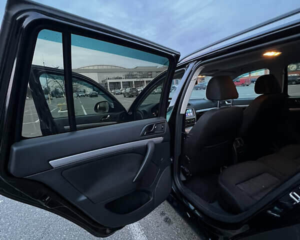 Чорний Шкода Октавія, об'ємом двигуна 1.8 л та пробігом 330 тис. км за 7800 $, фото 7 на Automoto.ua