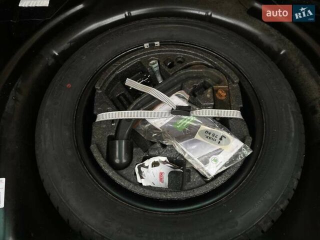 Черный Шкода Октавия, объемом двигателя 1.2 л и пробегом 142 тыс. км за 7499 $, фото 17 на Automoto.ua