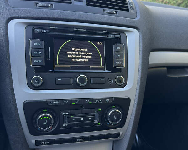 Шкода Октавия 2012 в Ровно на Automoto.ua Черный Шкода Октавия, объемом двигателя 1.6 л и пробегом 181 тыс. км за 9750 $, фото 46 на Automoto.ua