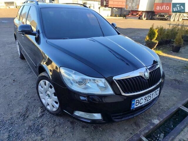 Черный Шкода Октавия, объемом двигателя 1.6 л и пробегом 288 тыс. км за 8300 $, фото 3 на Automoto.ua