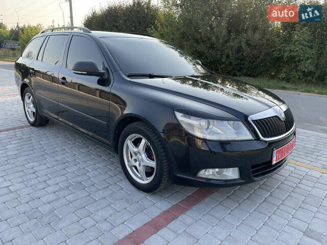Черный Шкода Октавия, объемом двигателя 1.6 л и пробегом 251 тыс. км за 8200 $, фото 5 на Automoto.ua
