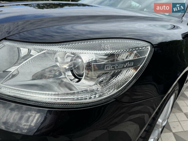 Черный Шкода Октавия, объемом двигателя 2 л и пробегом 229 тыс. км за 10200 $, фото 23 на Automoto.ua