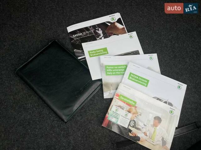 Черный Шкода Октавия, объемом двигателя 1.2 л и пробегом 142 тыс. км за 7499 $, фото 16 на Automoto.ua