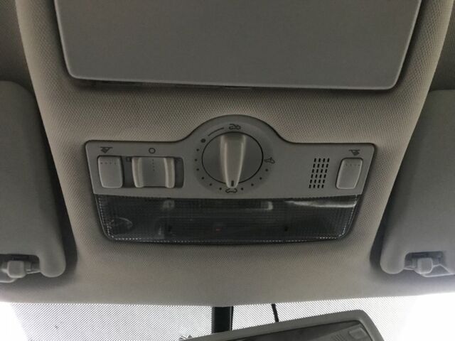 Черный Шкода Октавия, объемом двигателя 2 л и пробегом 312 тыс. км за 9100 $, фото 16 на Automoto.ua