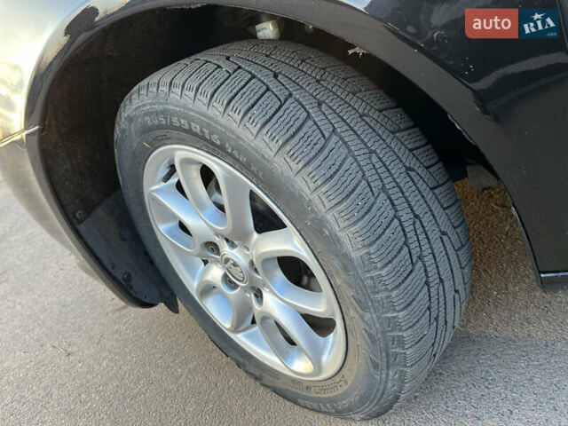 Черный Шкода Октавия, объемом двигателя 1.6 л и пробегом 285 тыс. км за 7800 $, фото 7 на Automoto.ua