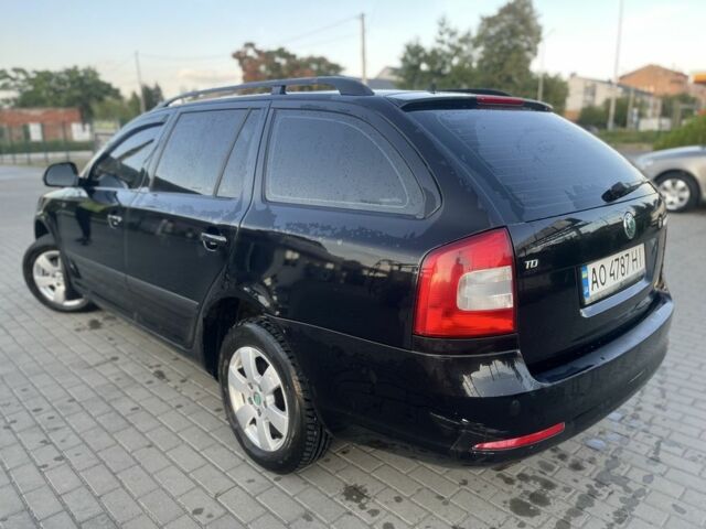 Чорний Шкода Октавія, об'ємом двигуна 1.6 л та пробігом 280 тис. км за 7700 $, фото 4 на Automoto.ua