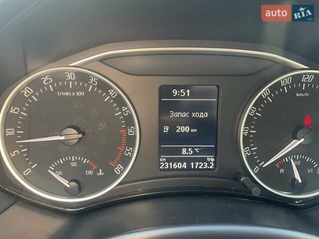 Черный Шкода Октавия, объемом двигателя 1.6 л и пробегом 231 тыс. км за 10300 $, фото 21 на Automoto.ua