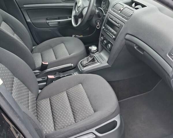 Черный Шкода Октавия, объемом двигателя 1.4 л и пробегом 232 тыс. км за 7900 $, фото 7 на Automoto.ua