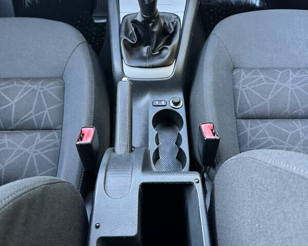 Шкода Октавия 2012 в Ровно на Automoto.ua Черный Шкода Октавия, объемом двигателя 1.6 л и пробегом 181 тыс. км за 9750 $, фото 39 на Automoto.ua