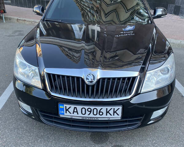Черный Шкода Октавия, объемом двигателя 1.6 л и пробегом 269 тыс. км за 9200 $, фото 2 на Automoto.ua