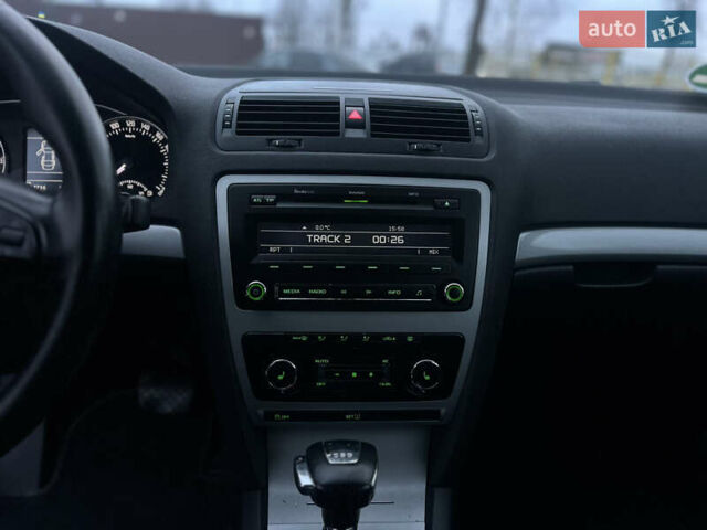 Чорний Шкода Октавія, об'ємом двигуна 1.99 л та пробігом 214 тис. км за 9500 $, фото 28 на Automoto.ua