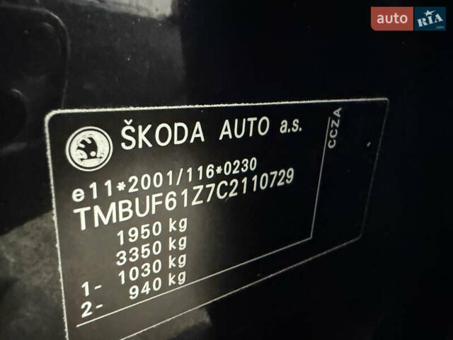 Чорний Шкода Октавія, об'ємом двигуна 2 л та пробігом 193 тис. км за 9999 $, фото 42 на Automoto.ua