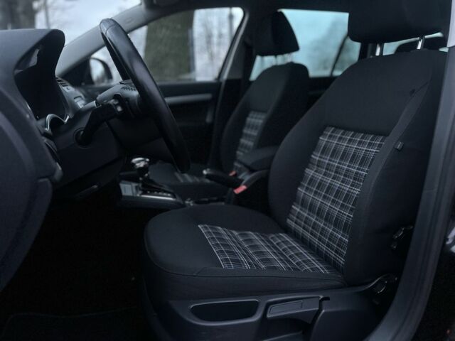 Чорний Шкода Октавія, об'ємом двигуна 2 л та пробігом 214 тис. км за 9500 $, фото 6 на Automoto.ua