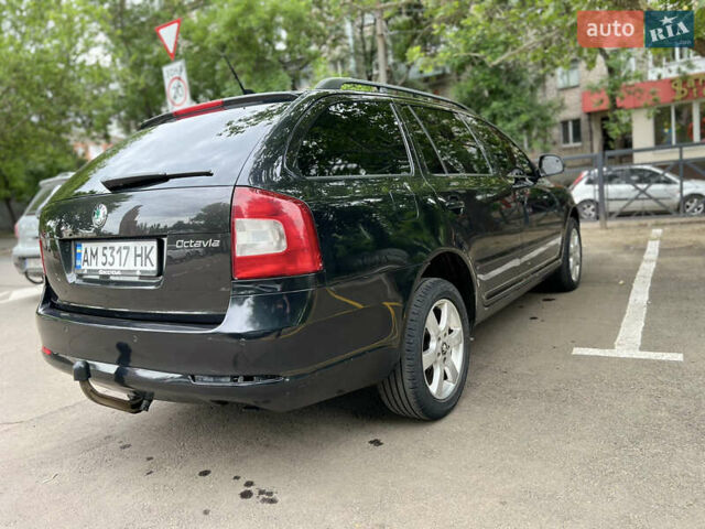 Черный Шкода Октавия, объемом двигателя 1.6 л и пробегом 310 тыс. км за 7700 $, фото 4 на Automoto.ua