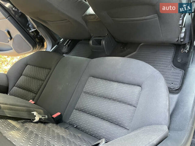 Черный Шкода Октавия, объемом двигателя 1.6 л и пробегом 251 тыс. км за 8200 $, фото 19 на Automoto.ua