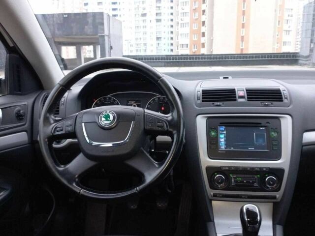 Черный Шкода Октавия, объемом двигателя 2 л и пробегом 340 тыс. км за 9100 $, фото 14 на Automoto.ua